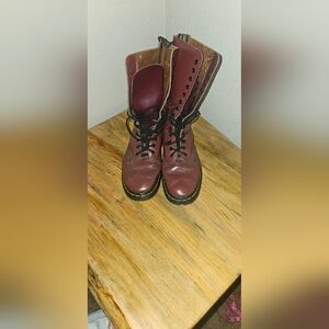 Dr.Martens Tall Burgandy See Pics For Size Maybe 8?